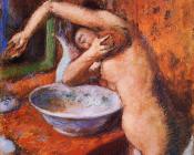 埃德加德加 - Woman Washing Herself